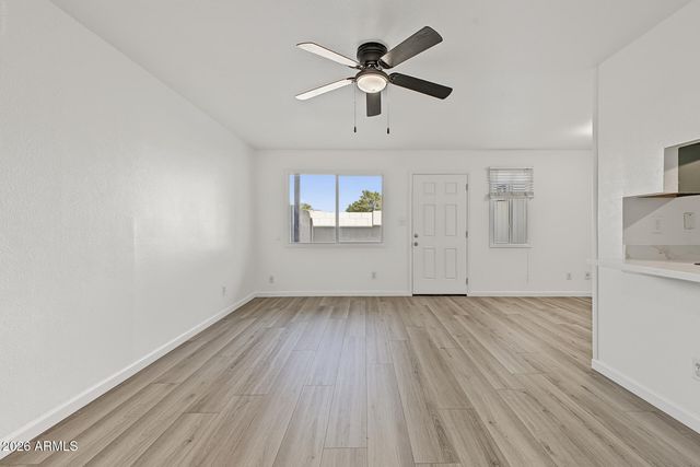 1020 E REDFIELD Road, Tempe, AZ 85283