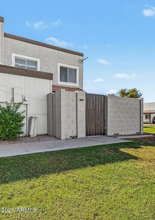 1020 E REDFIELD Road, Tempe, AZ 85283 — exterior
