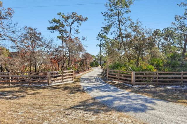 2537 BUCK KNIFE COURT, Chuluota, FL 32766