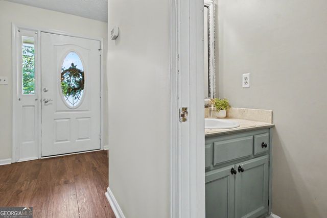 401 Walnut Grove Road, Peachtree City, GA 30269