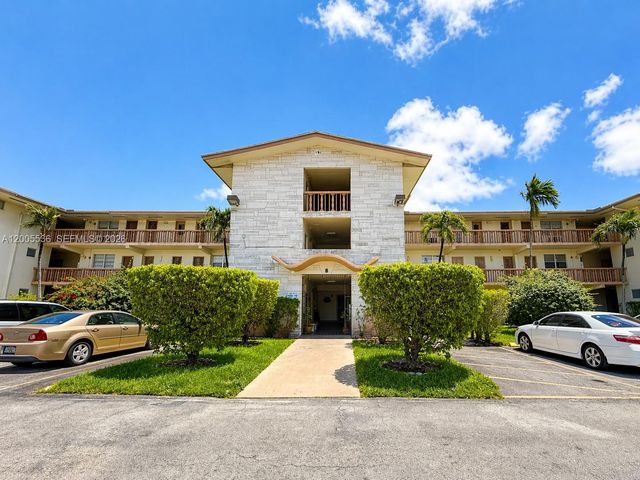 16701 NE 13th Ave 102, Miami, FL 33162