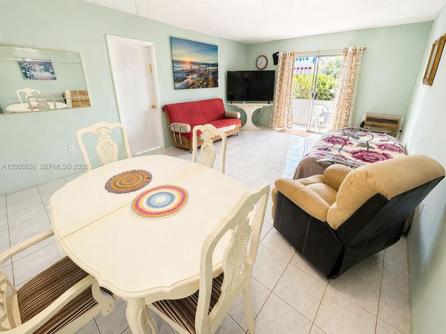 16701 NE 13th Ave 102, Miami, FL 33162