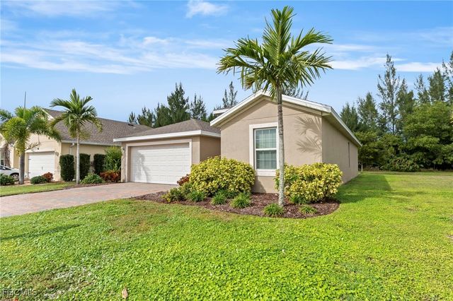2709 Loreto CT, Cape Coral, FL 33909