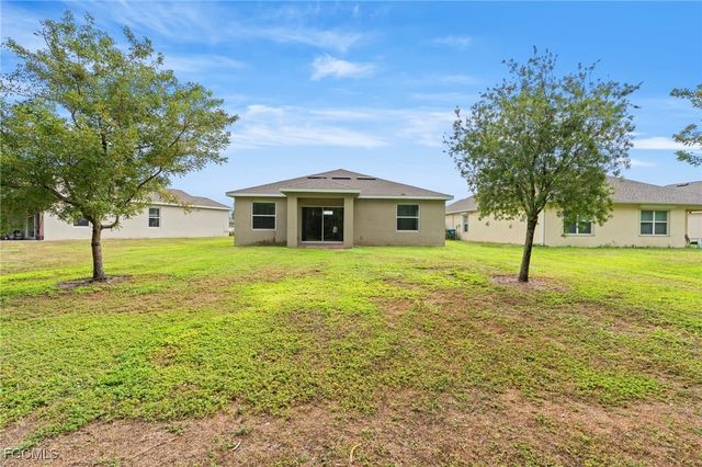 2709 Loreto CT, Cape Coral, FL 33909