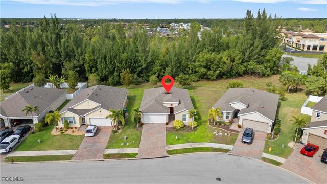 2709 Loreto CT, Cape Coral, FL 33909