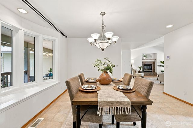 17523 Maple Hill Avenue NE, Poulsbo, WA 98370