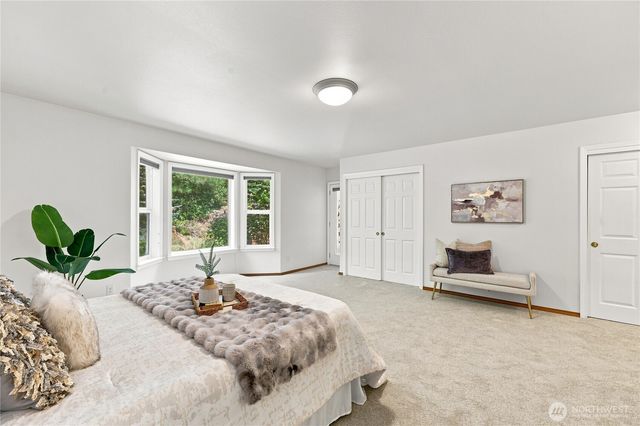 17523 Maple Hill Avenue NE, Poulsbo, WA 98370