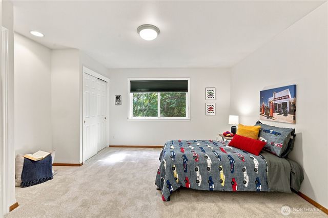17523 Maple Hill Avenue NE, Poulsbo, WA 98370