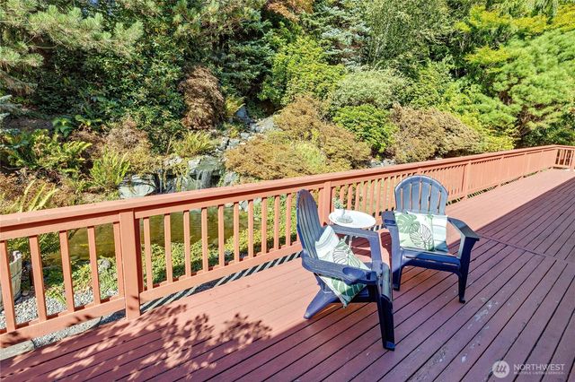17523 Maple Hill Avenue NE, Poulsbo, WA 98370