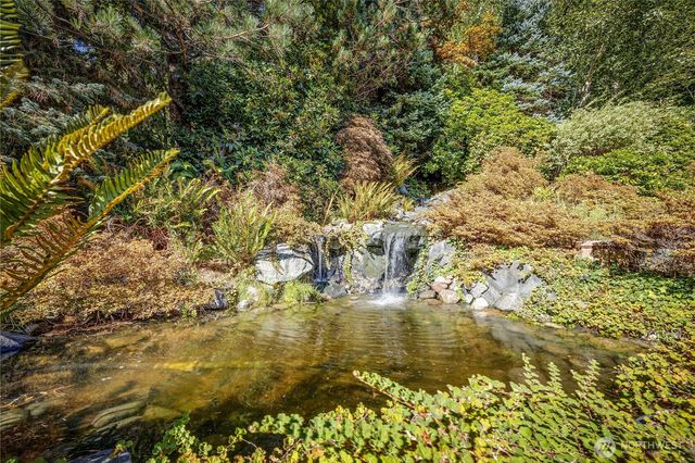 17523 Maple Hill Avenue NE, Poulsbo, WA 98370