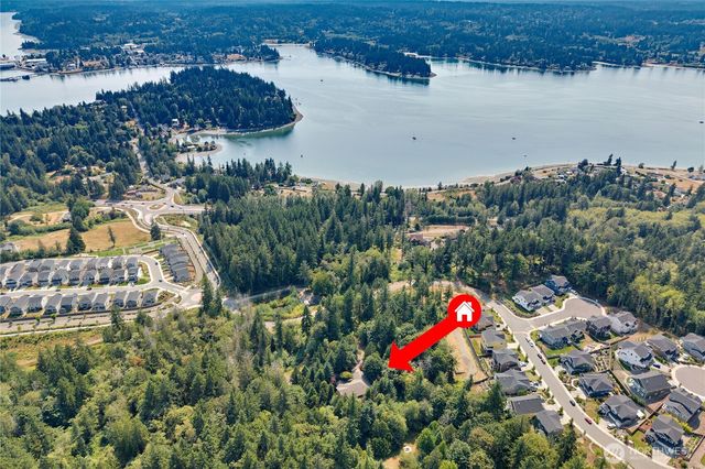 17523 Maple Hill Avenue NE, Poulsbo, WA 98370