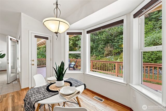 17523 Maple Hill Avenue NE, Poulsbo, WA 98370