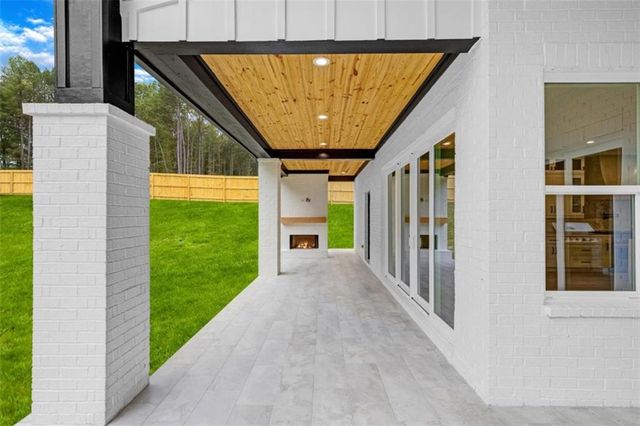 2598 Camp Mitchell Road, Grayson, GA 30017