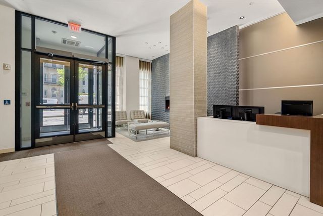 43 Westland Ave 605, Boston, MA 02115