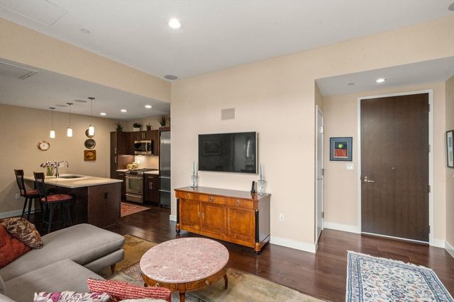 43 Westland Ave 605, Boston, MA 02115