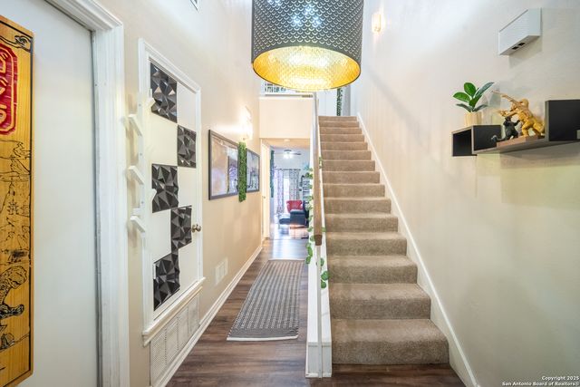 6405 Honey Hill, San Antonio, TX 78229