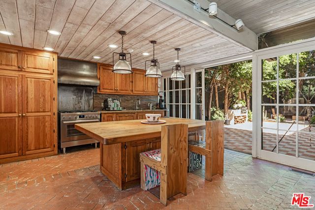 23441 Malibu Colony Road, Malibu, CA 90265