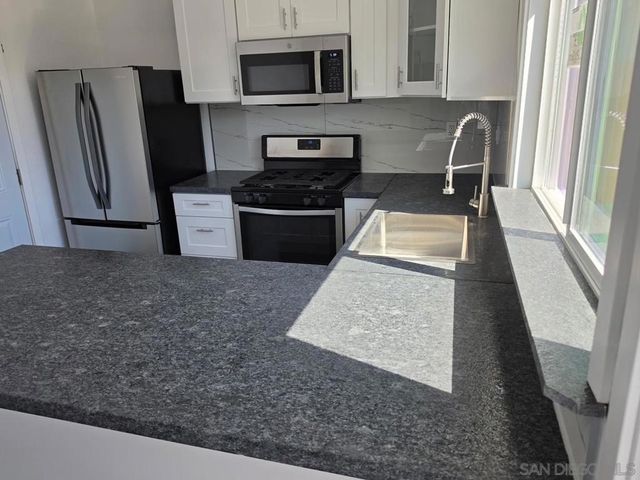 1871 Tamarand Way, San Diego, CA 92154