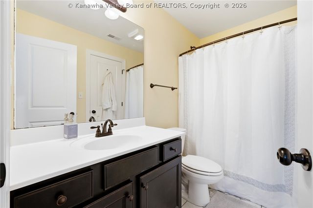 112 Patriot Way, Charleston, WV 25314