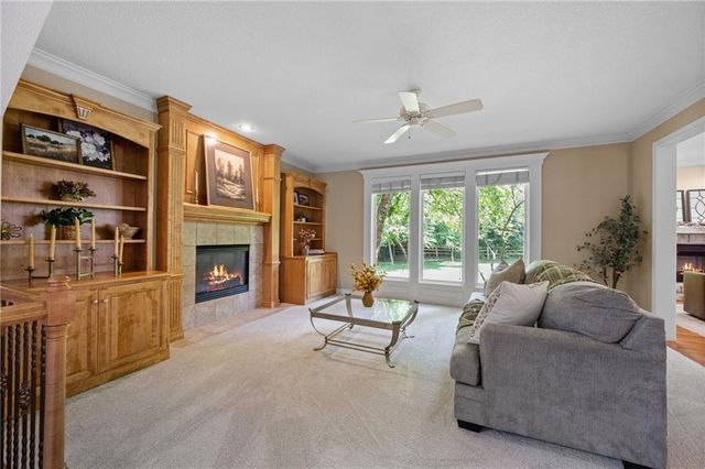 15015 W 74 Street, Shawnee, KS 66216