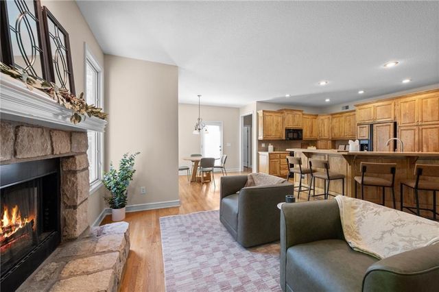 15015 W 74 Street, Shawnee, KS 66216