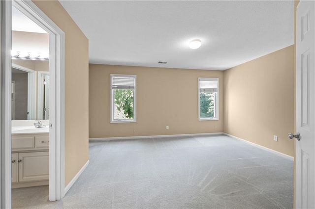 15015 W 74 Street, Shawnee, KS 66216