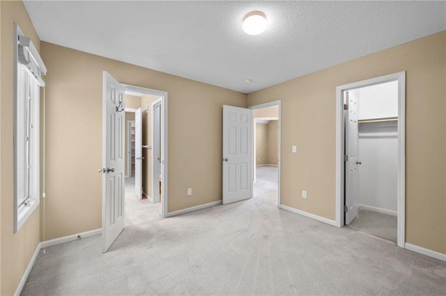 15015 W 74 Street, Shawnee, KS 66216
