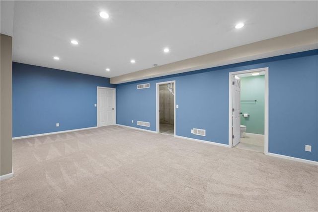15015 W 74 Street, Shawnee, KS 66216