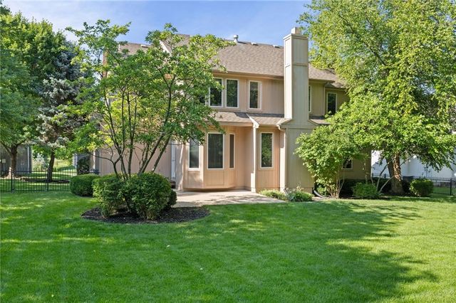15015 W 74 Street, Shawnee, KS 66216