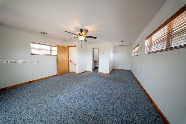 919 S Lakeside Place, Lantana, FL 33462