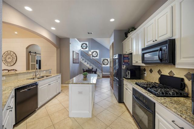 2801 Pioneer Drive, Melissa, TX 75454