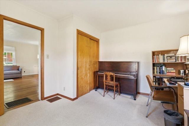 8040 Thayer Road, Mount Vernon, OH 43050