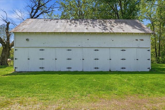 8040 Thayer Road, Mount Vernon, OH 43050