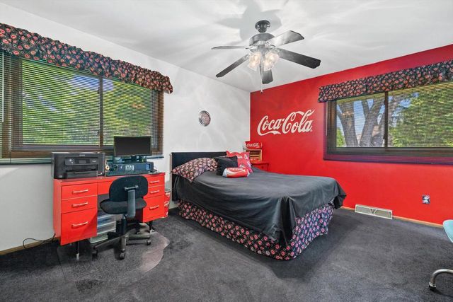 5442 Gallant Fox LANE, Racine, WI 53402