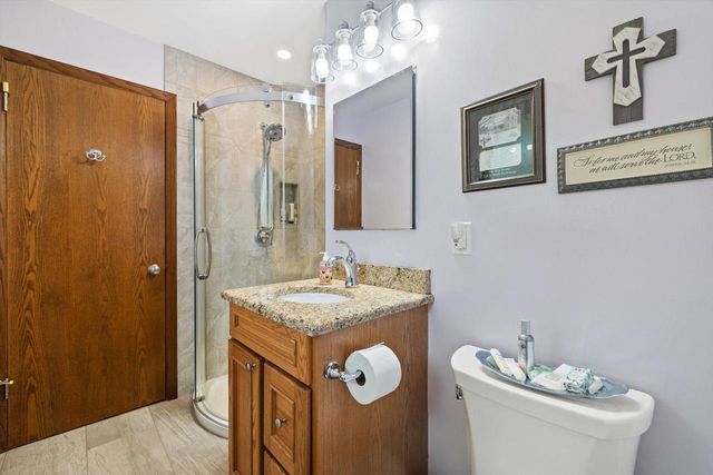 5442 Gallant Fox LANE, Racine, WI 53402