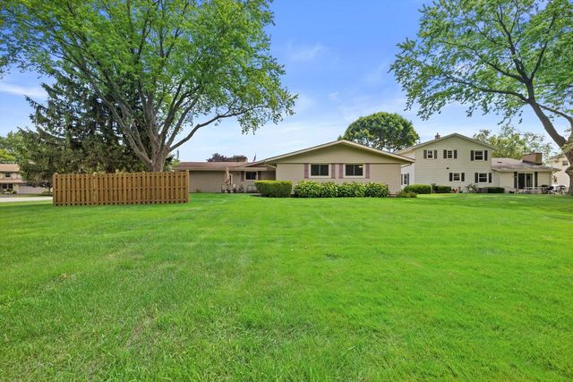 5442 Gallant Fox LANE, Racine, WI 53402
