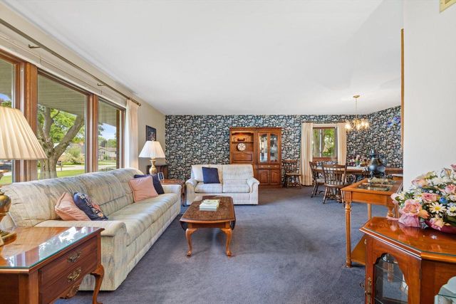 5442 Gallant Fox LANE, Racine, WI 53402