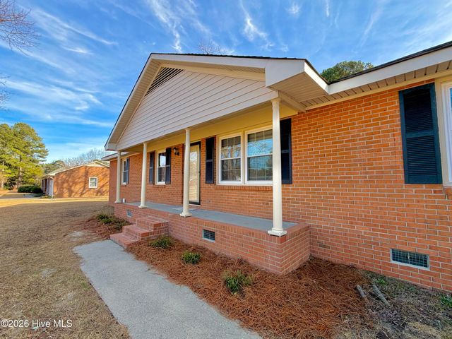 2131 Brinson Street, Kinston, NC 28504