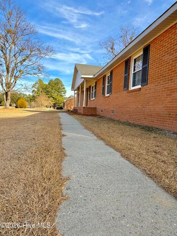 2131 Brinson Street, Kinston, NC 28504