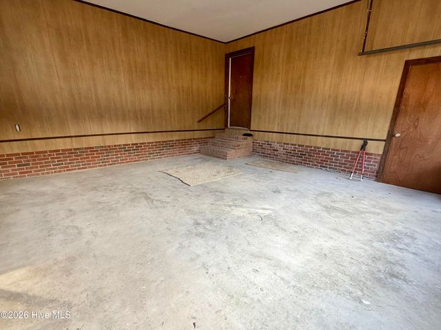 2131 Brinson Street, Kinston, NC 28504