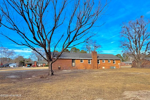 2131 Brinson Street, Kinston, NC 28504