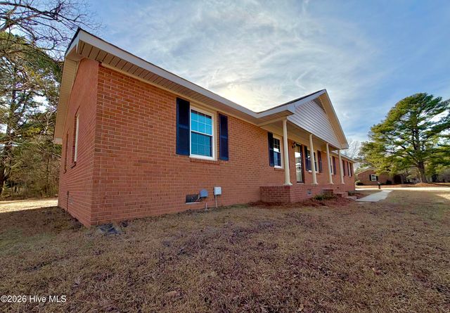 2131 Brinson Street, Kinston, NC 28504