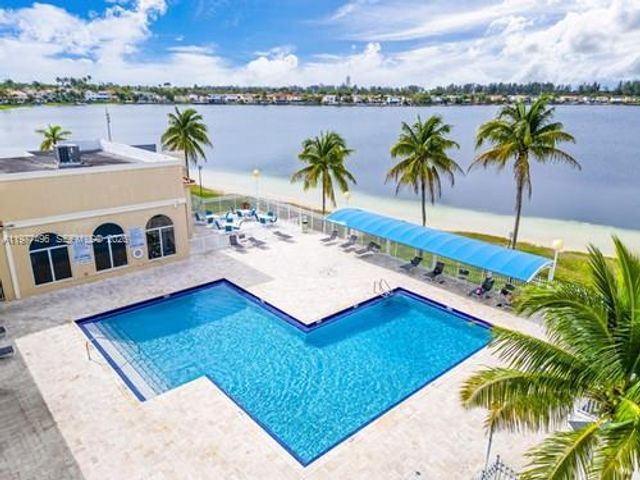 12696 NW 10th Ln, Miami, FL 33182