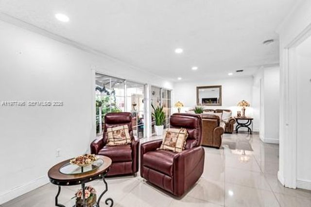 12696 NW 10th Ln, Miami, FL 33182