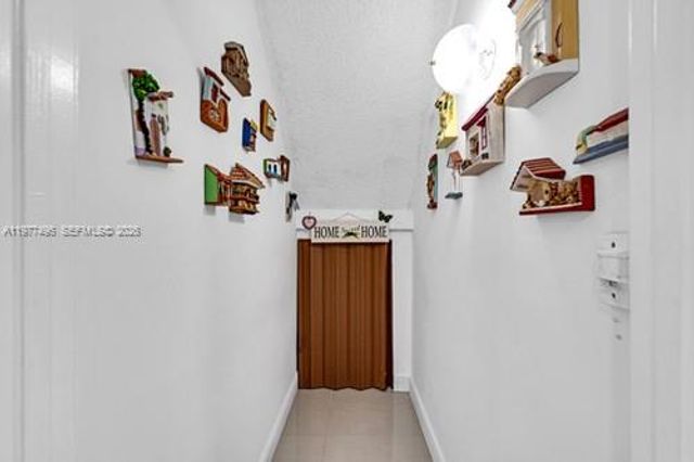 12696 NW 10th Ln, Miami, FL 33182