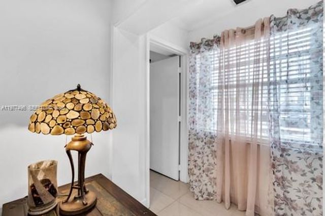 12696 NW 10th Ln, Miami, FL 33182