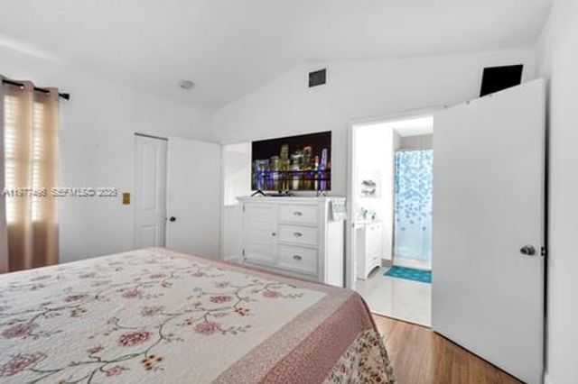 12696 NW 10th Ln, Miami, FL 33182