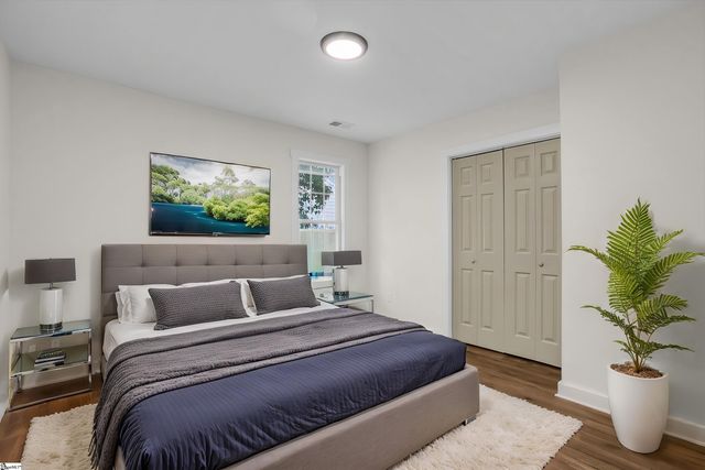 13 Hawthorne Lane, Greenville, SC 29605