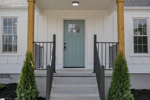 13 Hawthorne Lane, Greenville, SC 29605