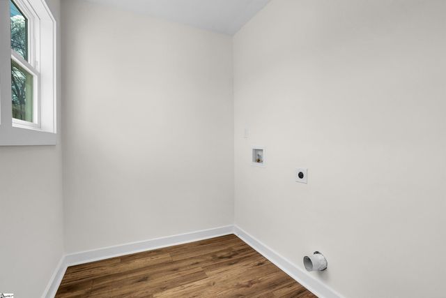 13 Hawthorne Lane, Greenville, SC 29605